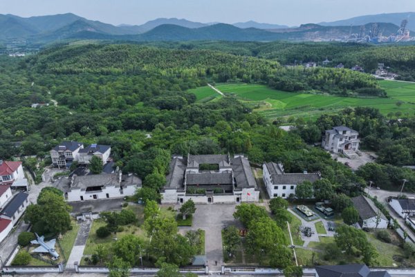 配资证券配资网站 铭记历史 缅怀先烈｜铭记烈士 是我们不能忘却的历史责任