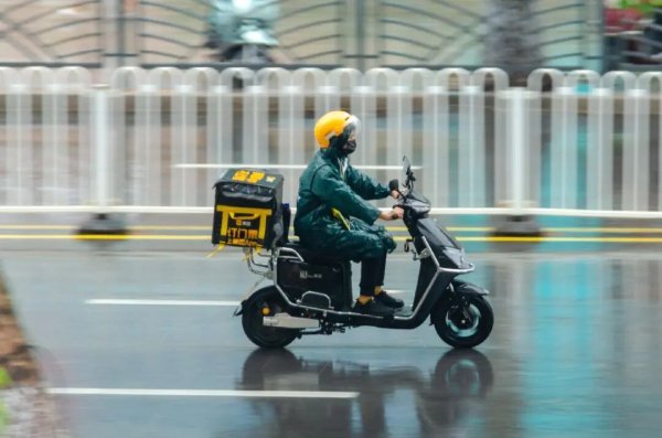 配资证券配资网站 25km/h的电动自行车，能否让我们习惯“慢下来”？